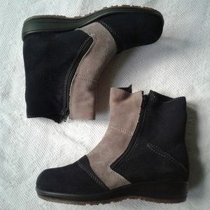 Martino Dark Blue Gray Suede Ankle Boots 7M Zip